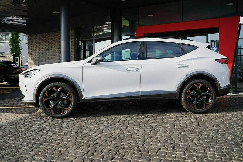 Używany Cupra Formentor 310 KM (228 kW) 2024 Biały (metalik) SUV