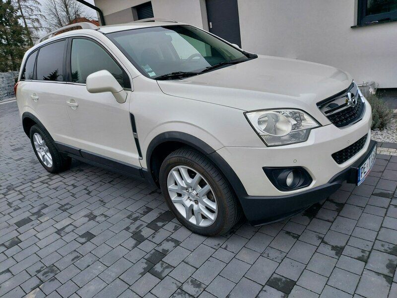 Biały Używany 2012 Opel Antara SUV | 34 900 zł (Drogi) - Obraz 1/4