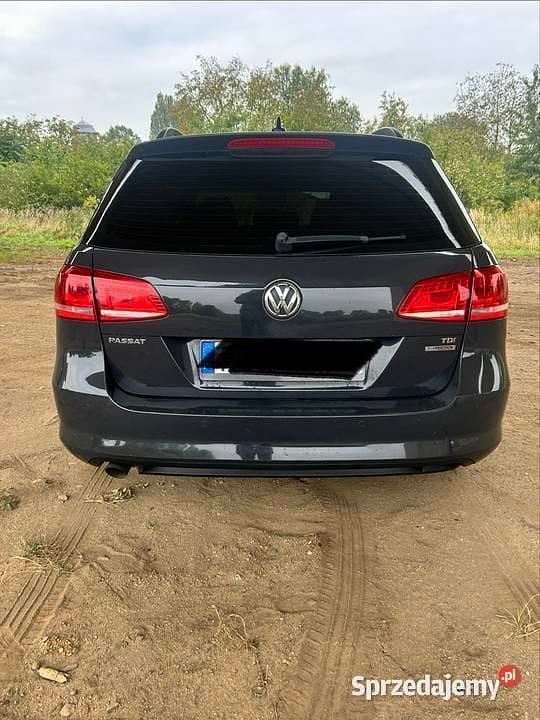 Grafitowy Używany 2013 VW Passat Kombi | 24 999 zł (Uczciwa cena) - Obraz 1/4