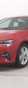 Używany Opel Insignia 174 KM (127 kW) 2021 Czerwony Hatchback