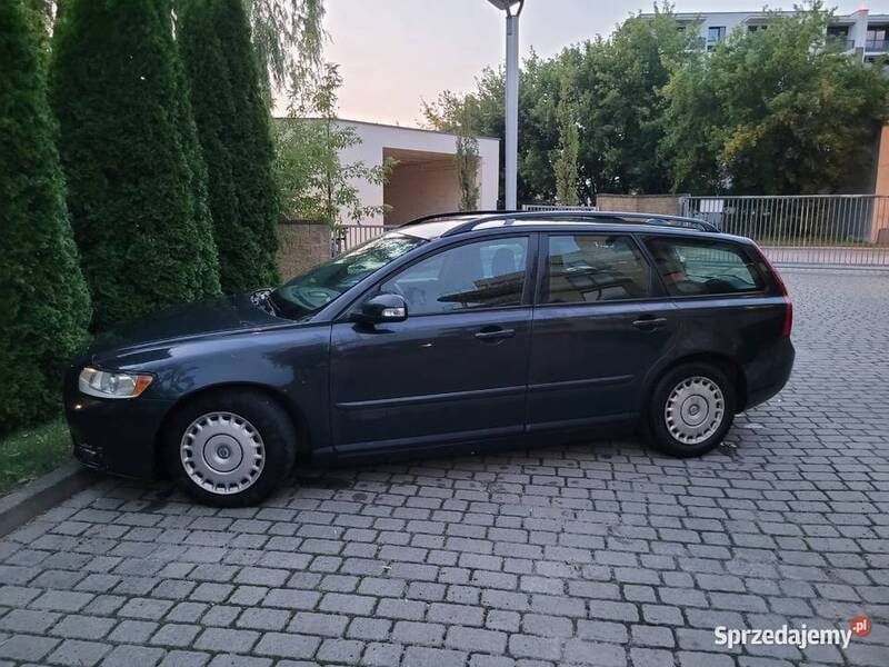 Używany Volvo V50 2009 Szary Kombi