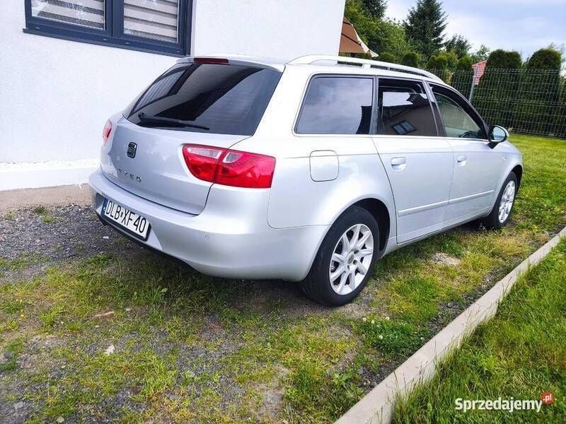Używany Seat Exeo 143 KM (105 kW) 2012