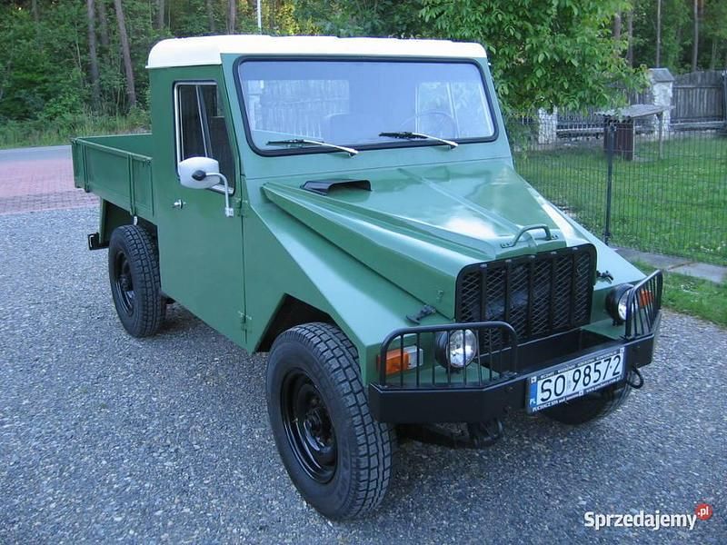 Zielony Używany 1981 Land Rover Defender | 44 000 zł - Obraz 1/4