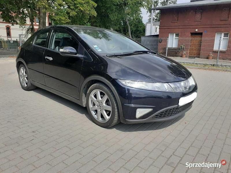 Czarny Używany 2007 Honda Civic Executive Hatchback | 16 900 zł (Dość drogi) - Obraz 1/4
