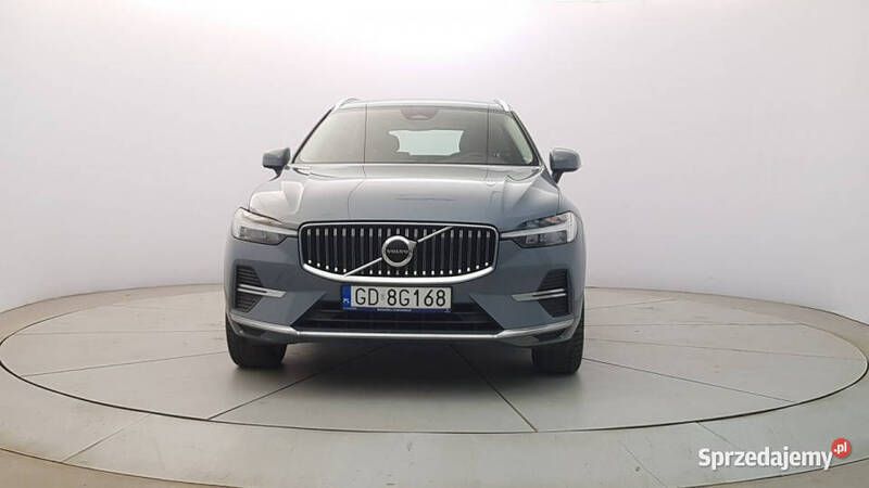 Niebieski (metalik) Używany 2022 Volvo XC60 Plus SUV | 187 850 zł - Obraz 1/4