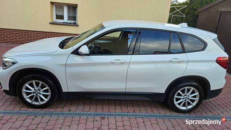 Biały Używany 2016 BMW X1 SUV | 66 500 zł (Super Cena) - Obraz 1/4