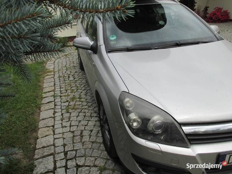 Używany 2006 Opel Astra Cosmo Kombi | 5500 zł (Uczciwa cena) - Obraz 1/4