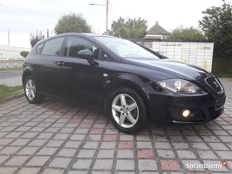 Czarny Używany 2012 Seat Leon Hatchback | 17 900 zł (Super Cena) - Obraz 1/4