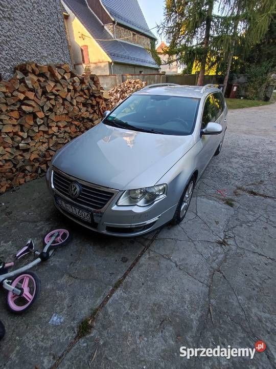Używany VW Passat 2006 Srebrny Sedan/Limuzyna