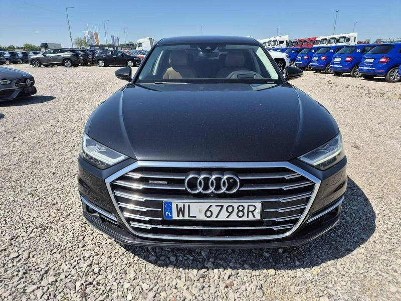 Używany Audi A8 340 KM (250 kW) 2021 Czarny Sedan/Limuzyna