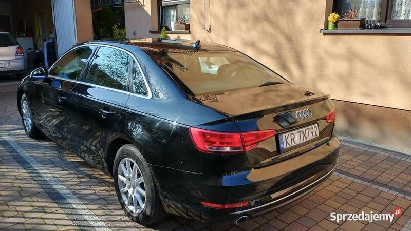 Używany Audi A4 2016 Czarny Sedan/Limuzyna