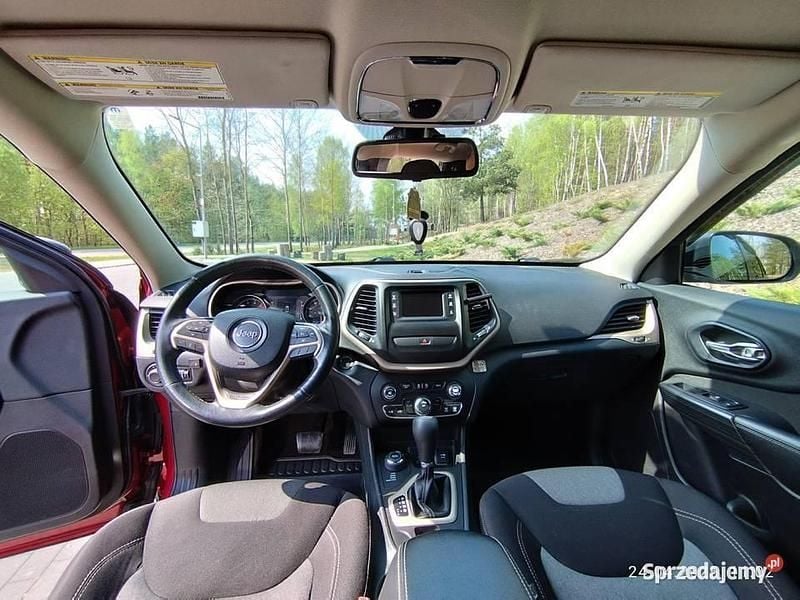Używany Jeep Cherokee 2016 Bordowy SUV