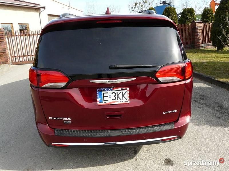 Używany Chrysler Pacifica Limited 2020