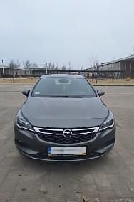 Używany Opel Astra Dynamic 125 KM (91 kW) 2017 Szary Hatchback