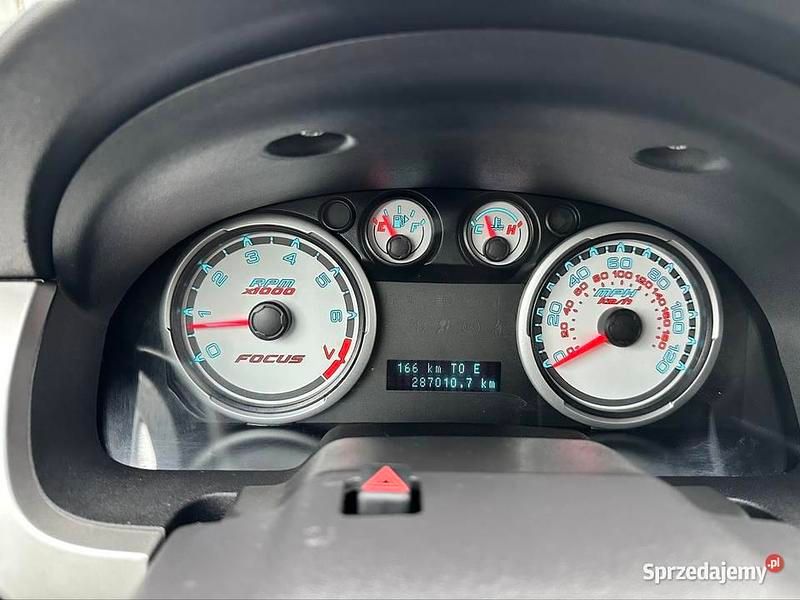 Używany Ford Focus 2009 Czarny Sedan/Limuzyna