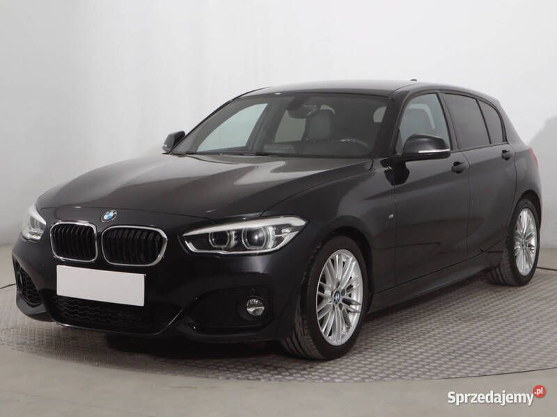 Używany BMW 116 2018 Czarny Hatchback