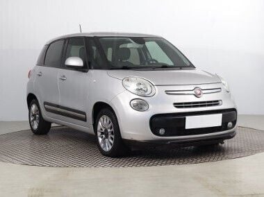 Srebrny Używany 2014 Fiat 500L Minivan | 26 999 zł - Obraz 1/4