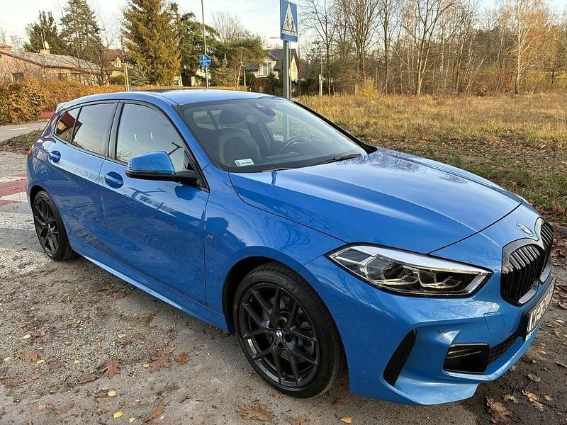Używany BMW 120 M Sport 2021 Niebieski Hatchback