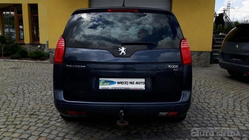 Używany Peugeot 5008 2013 Niebieski metalik Minivan