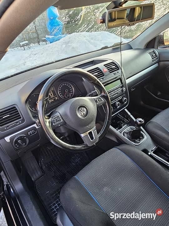 Używany VW Jetta 2010 Czarny Sedan/Limuzyna