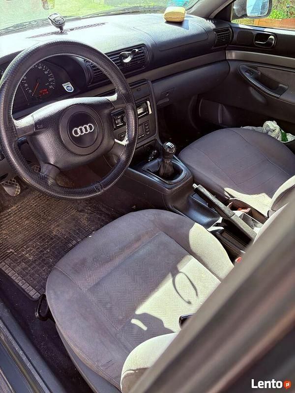 Używany Audi A4 1998 Niebieski Kombi