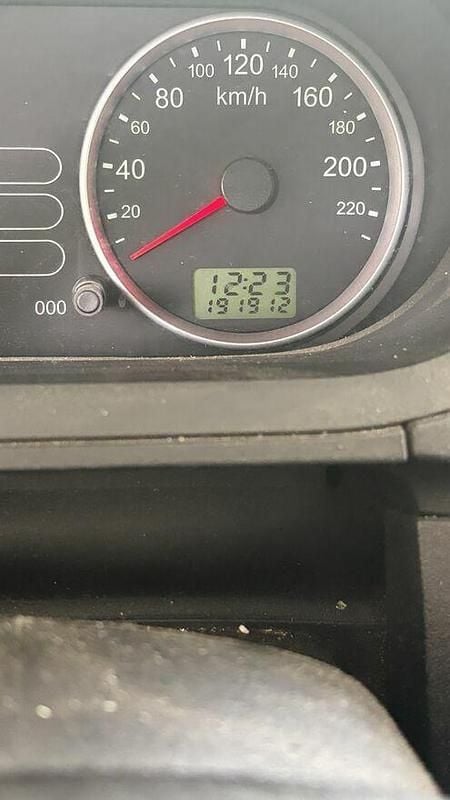 Czarny Używany 2005 Ford Fiesta Hatchback | 3800 zł (Dobra cena) - Obraz 1/4