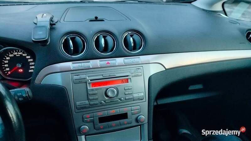 Używany Ford S-MAX S 125 KM (91 kW) 2007 Minivan