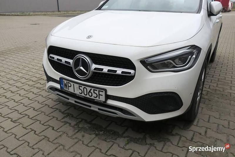 Używany 2021 Mercedes GLA180 SUV | 111 500 zł - Obraz 1/4