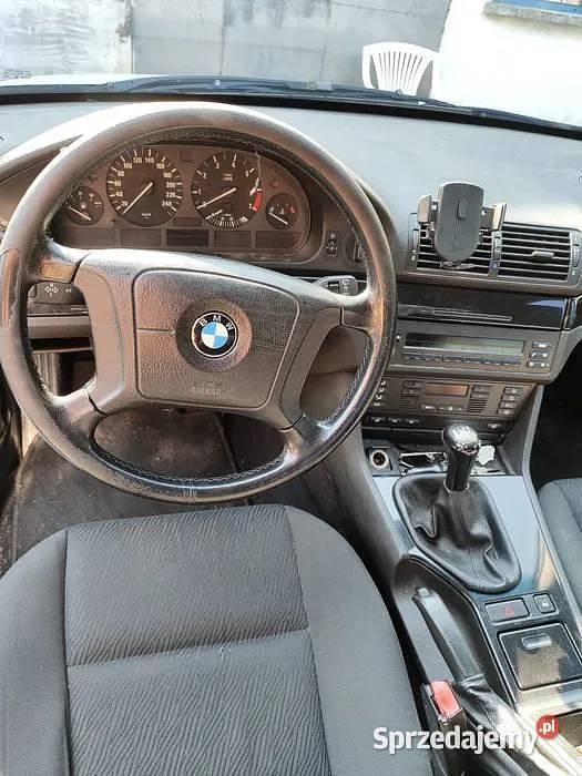 Używany BMW 530 2000 Srebrny Sedan/Limuzyna