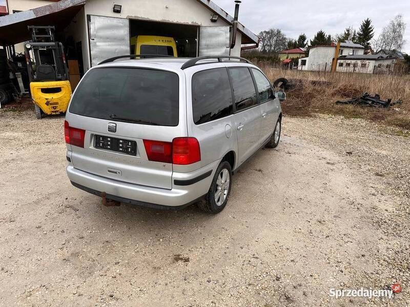 Używany Seat Alhambra 2008 Srebrny Minivan