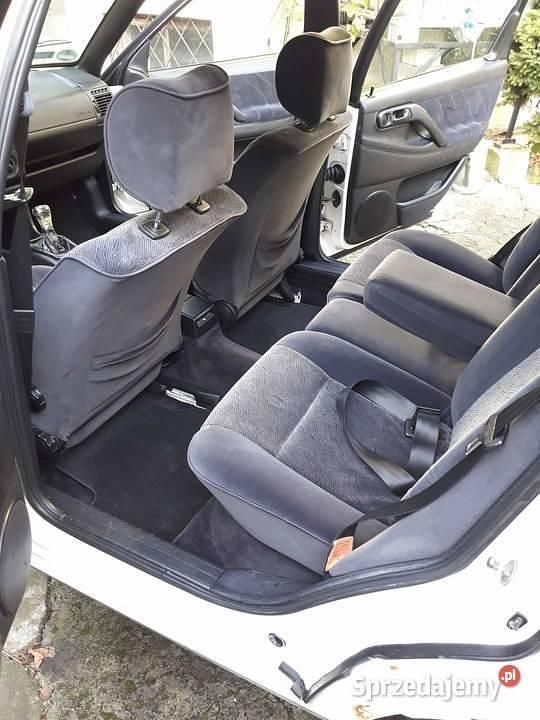 Używany VW Passat GTI 1995 Biały Kombi