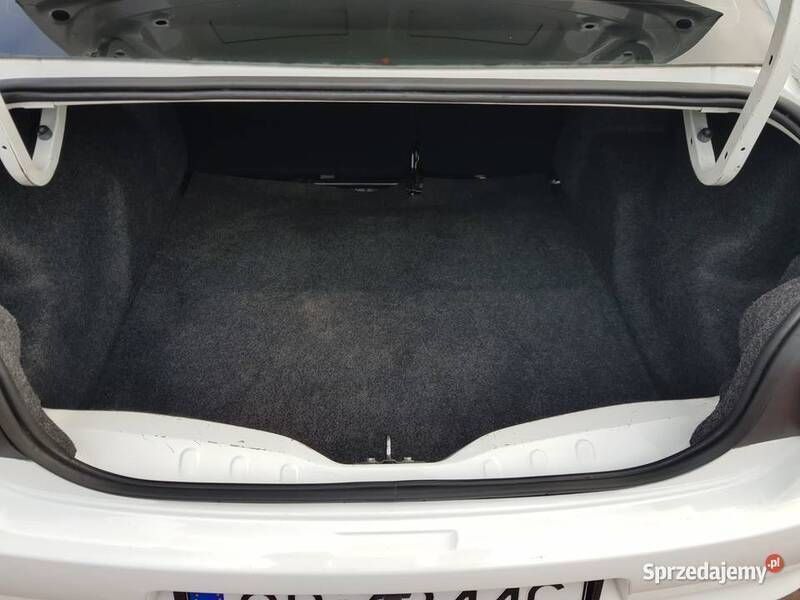 Używany Citroën C-Elysee I 2015 Biały Sedan/Limuzyna