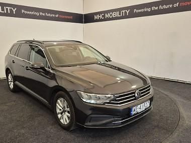 Szary Używany 2021 VW Passat Kombi | 55 350 zł (Super Cena) - Obraz 1/4