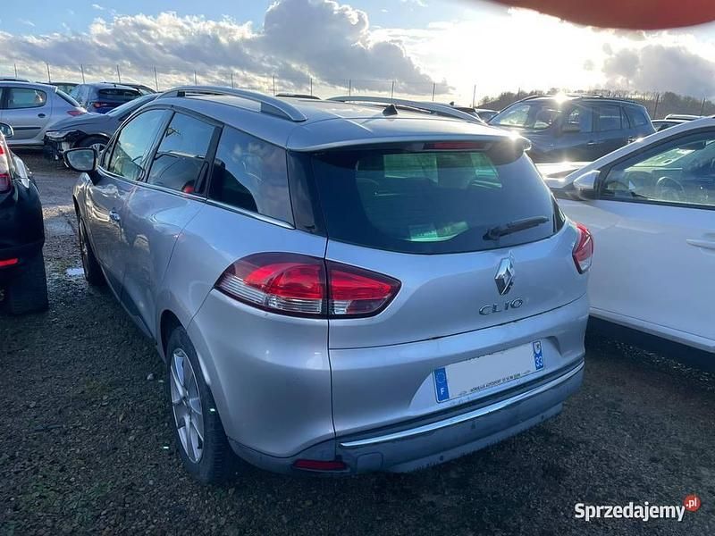 Używany Renault Clio GrandTour 118 KM (86 kW) 2016 Szary Kombi