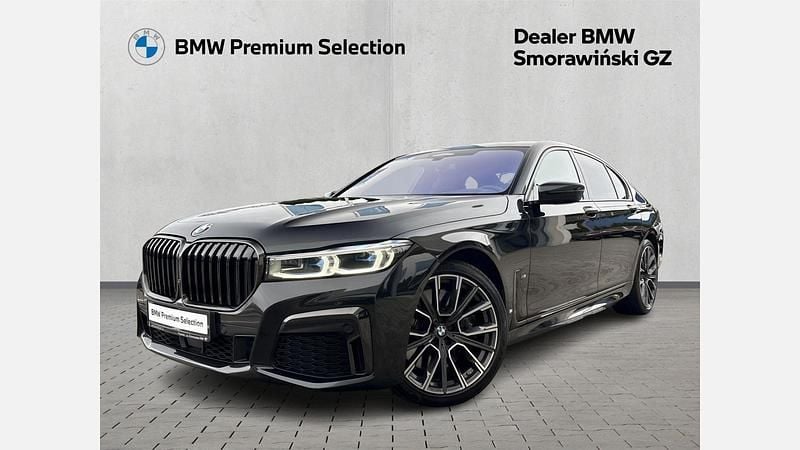 Black sapphire metallic metalizowany Używany 2022 BMW 740 Shadowline Sedan/Limuzyna | 299 000 zł (Uczciwa cena) - Obraz 1/3