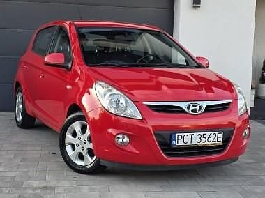 Czerwony Używany 2010 Hyundai i20 Hatchback | 13 900 zł (Uczciwa cena) - Obraz 1/4