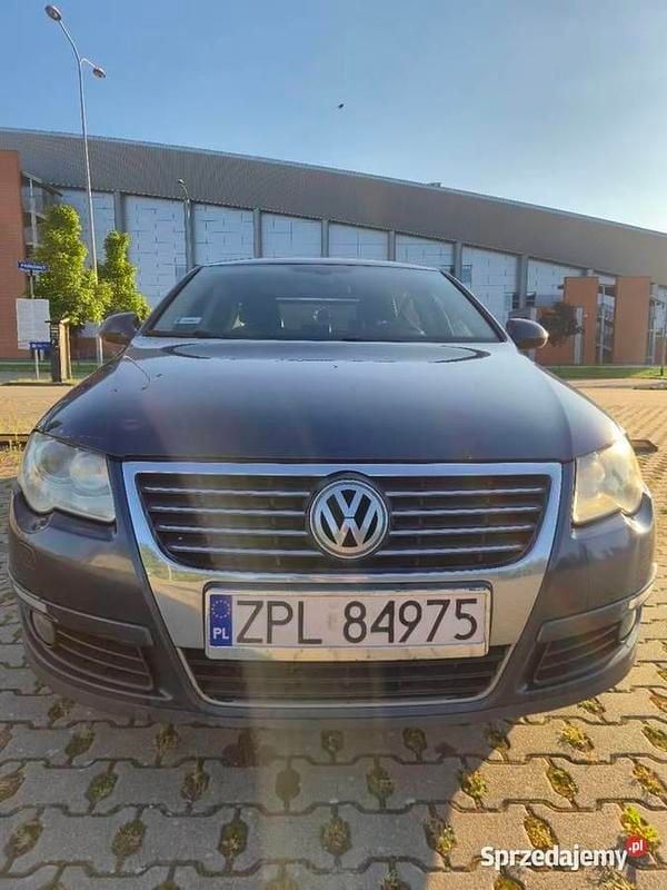 Używany 2007 VW Passat Highline Sedan/Limuzyna | 7999 zł (Dobra cena) - Obraz 1/4