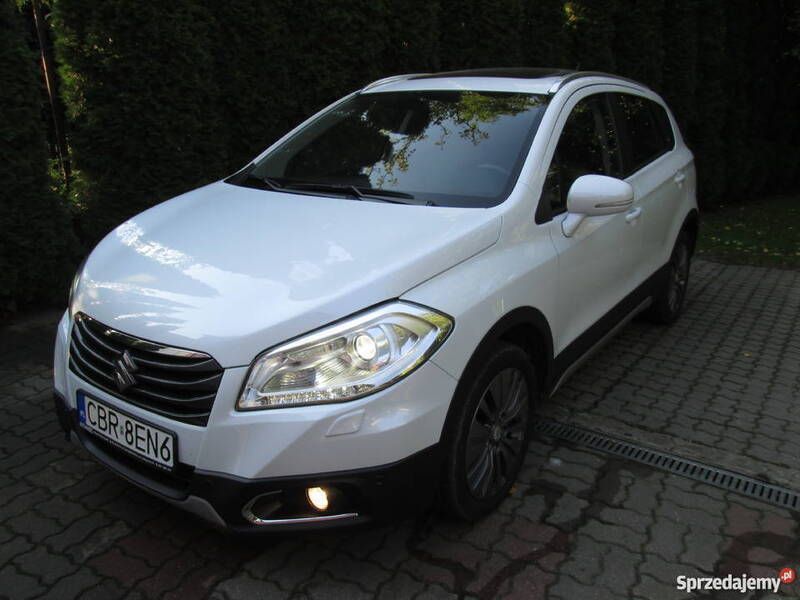 Biały Używany 2015 Suzuki SX4 SUV | 72 900 zł - Obraz 1/4