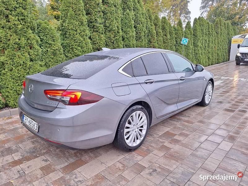 Używany Opel Insignia Sport 170 KM (125 kW) 2017