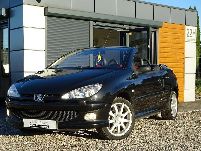 Czarny Używany 2005 Peugeot 206 CC Kabriolet | 7900 zł - Obraz 1/4