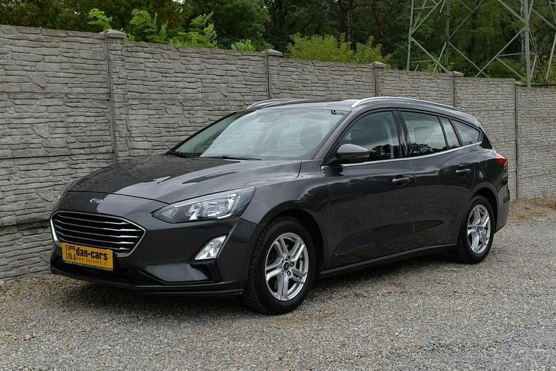 Szary Używany 2021 Ford Focus Kombi | 44 800 zł (Dobra cena) - Obraz 1/4