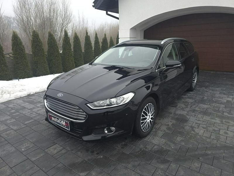 Używany Ford Mondeo 150 KM (110 kW) 2015 Czarny Kombi