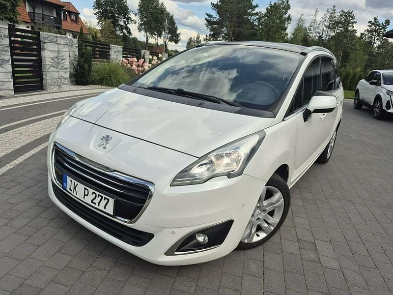 Używany Peugeot 5008 150 KM (110 kW) 2014 Biały Minivan
