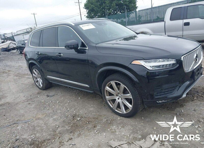 Czarny (metalik) Używany 2018 Volvo XC90 SUV | 60 300 zł - Obraz 1/4