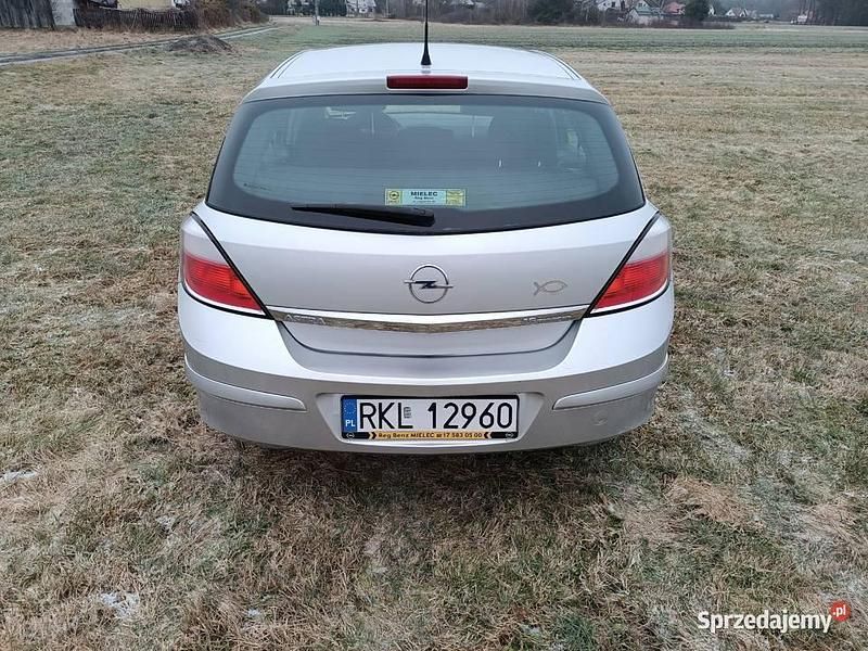 Srebrny Używany 2005 Opel Astra | 7500 zł (Uczciwa cena) - Obraz 1/4