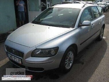 Używany Volvo V50 110 KM (80 kW) 2005 Srebrny Kombi