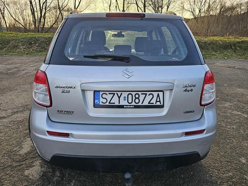 Używany Suzuki SX4 2010 Srebrny Hatchback