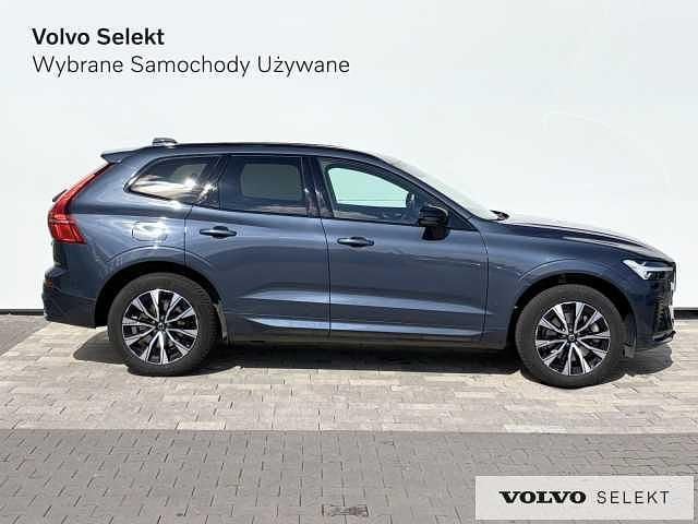 Używany Volvo XC60 197 KM (144 kW) 2024 Niebieski SUV