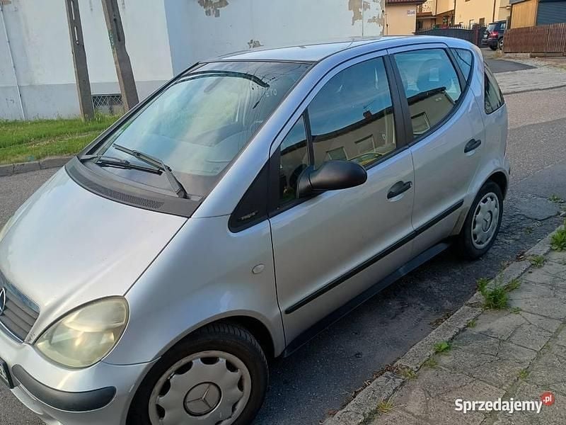 Srebrny Używany 2001 Mercedes A170 Hatchback | 2500 zł (Dobra cena) - Obraz 1/4
