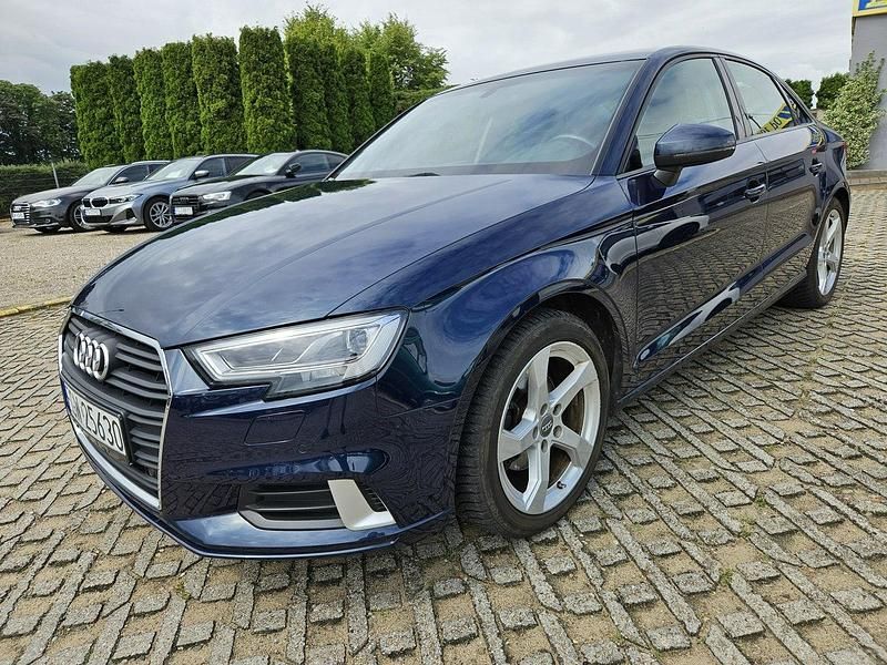 Niebieski Używany 2019 Audi A3 Sedan/Limuzyna | 74 500 zł (Dobra cena) - Obraz 1/4